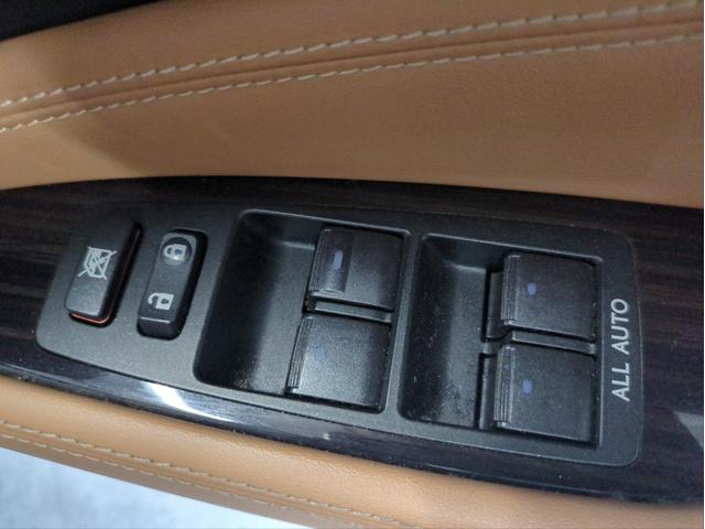 ＬＳ ＬＳ４６０　バージョンＣ　純正ナビ　シートエアコン　本革シート　電動シート　障害物センサー　レーンアシスト　バックカメラ　オートクルコン　ＥＴＣ２．０　ワンオーナー車　ＬＥＤライト　ＡＦＳ　ＢＴオーディオ　ＵＳＢ接続　ドラレコ（40枚目）