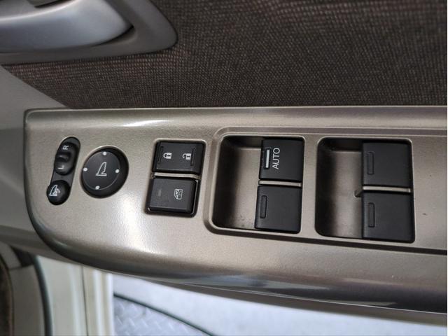 ステップワゴン Ｇ　ホンダセンシング　後席モニター　両側電動スライド　衝突軽減装置　追従クルコン　レーンアシスト　バックカメラ　ドラレコ　純正ナビ　ＢＴオーディオ　ＵＳＢ接続　ＥＴＣ　ターボ　アイドリングストップ（40枚目）