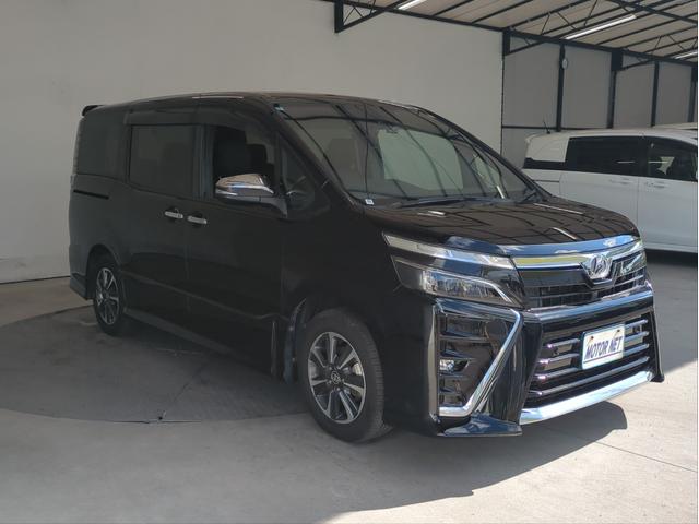 ヴォクシー ＺＳ　煌ＩＩ　両側電動スライド　衝突軽減ブレーキ　純正ナビ　車線逸脱警報　障害物センサー　バックカメラ　クルコン　ワンオーナー　７人乗り　ＢＴオーディオ　ＵＳＢ接続　ＬＥＤライト　ドラレコ　ＥＴＣ（20枚目）