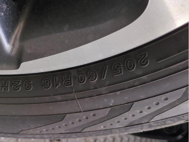 ヴォクシー ＺＳ　煌ＩＩ　両側電動スライド　衝突軽減ブレーキ　純正ナビ　車線逸脱警報　障害物センサー　バックカメラ　クルコン　ワンオーナー　７人乗り　ＢＴオーディオ　ＵＳＢ接続　ＬＥＤライト　ドラレコ　ＥＴＣ（51枚目）