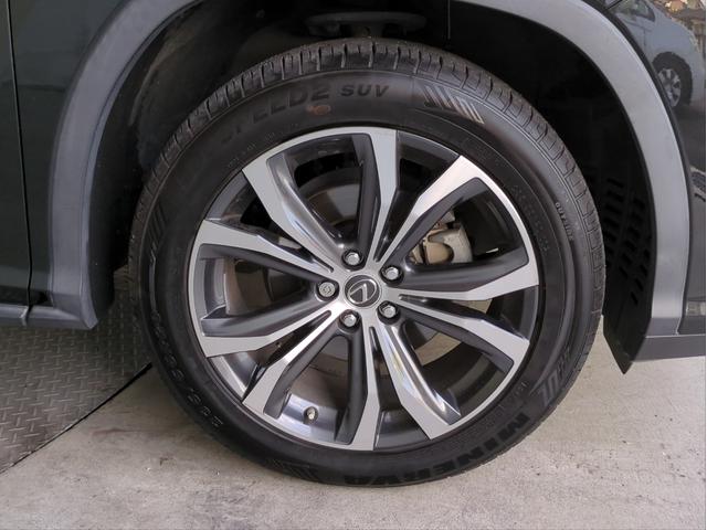 ＲＸ ＲＸ２００ｔ　衝突軽減装置　追従クルコン　純正ナビ　電動リアゲート　ＥＴＣ２．０　レーンアシスト　バック・サイドカメラ　電動シート　ハーフレザーシート　ＬＥＤライト　ターボ　ＢＴオーディオ　ＵＳＢ接続　純正アルミ（52枚目）