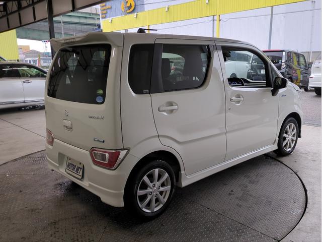 ワゴンＲ ハイブリッドＦＺ　セーフティＰＫＧ　衝突軽減装置　車線逸脱警報　社外ナビ　バックカメラ　シートヒーター　ＬＥＤライト　オートライト　純正アルミ　ＥＴＣ　アイドリングストップ　ベンチシート　プッシュスタート（21枚目）
