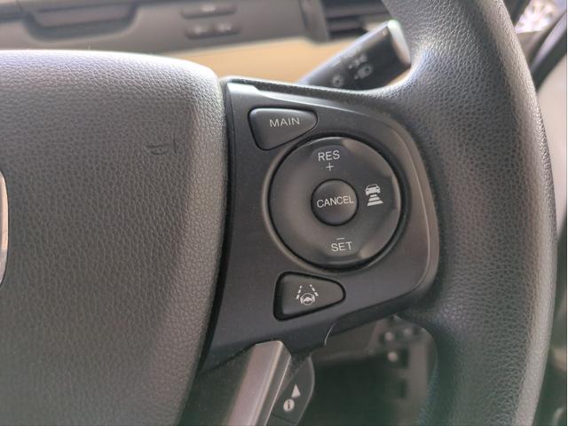 フリード Ｇ・ホンダセンシング　後席モニター　衝突軽減装置　両側電動スライド　追従クルコン　レーンアシスト　車線逸脱警報　バックカメラ　ＢＴオーディオ　ＣＤ・ＤＶＤ再生　純正ナビ　６人乗り　ＥＴＣ　アイドリングストップ　Ｐスタート（29枚目）