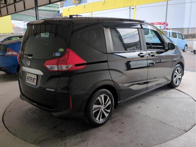 フリードハイブリッド ハイブリッド・Ｇホンダセンシング　両側電動スライド　Ｂカメラ　衝突軽減ブレーキ　ＳＤナビ　追従クルコン　レーンアシスト　後席モニター　ＬＥＤライト　オ－トライト　純正アルミ　ＥＴＣ　ドラレコ　ＢＴオーディオ　ＵＳＢ接続（21枚目）
