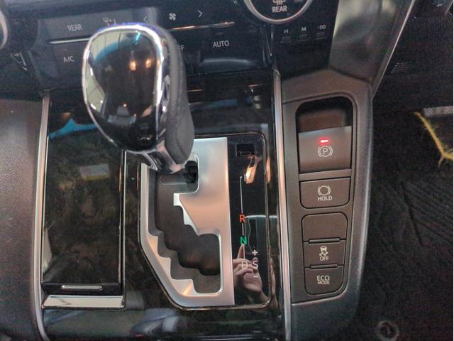 ヴェルファイア ３．５ＺＡ　ゴールデンアイズ　後席モニター　衝突軽減Ｂ　両側電動ＳＤ　電動リアゲート　追従クルコン　障害物センサー　ハーフレザーシート　オットマン　バックカメラ　純正ナビ　ＢＴ・ＵＳＢ接続　７人乗り　ドラレコ　ＥＴＣ２．０（38枚目）