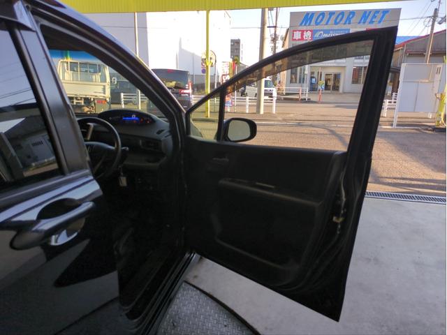 HONDA FREED SPIKE HYBRID JUST SELECTION