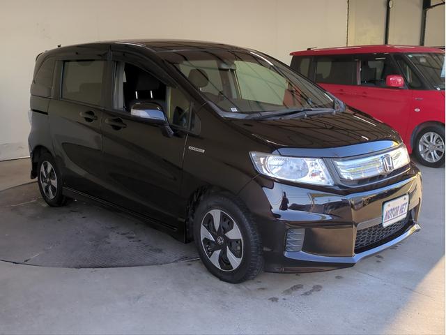 HONDA FREED SPIKE HYBRID JUST SELECTION