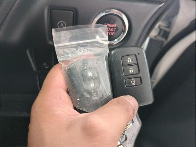 ヴォクシー X メモリーナビ 両側スライド 衝突軽減ブレーキ バックカメラ オートクルコン オートHB 後席モニター LEDライト オートライト ドラレコ ETC BT接続 ステアリモコン Aストップ Pスタート(19枚目)