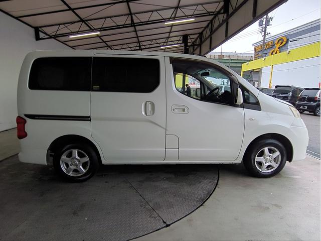 MITSUBISHI DELICA D:3 G