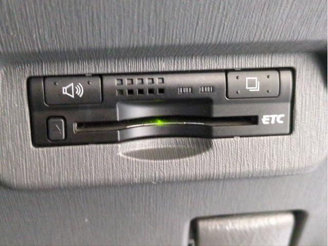 プリウスアルファ Gツーリングセレクション 純正ナビ バックカメラ オートクルコン ワンオーナー車 LEDライト オートライト Fフォグランプ BTオーディオ CD・DVD再生 ドラレコ ETC 純正アルミ アイドリングストップ(17枚目)