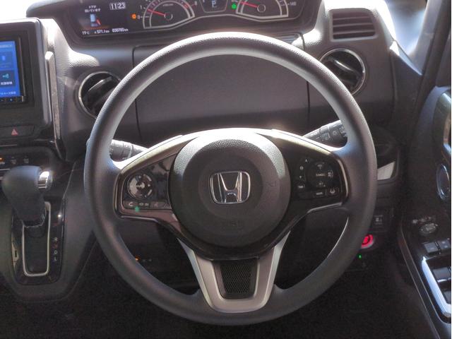 N-BOXカスタム G・Lホンダセンシング 衝突軽減装置 両側電動スライド 社外ナビ 追従クルコン レーンアシスト バックカメラ シートヒーター LEDライト BTオーディオ USB接続 純正アルミ ドラレコ ETC アイドリングストップ(13枚目)