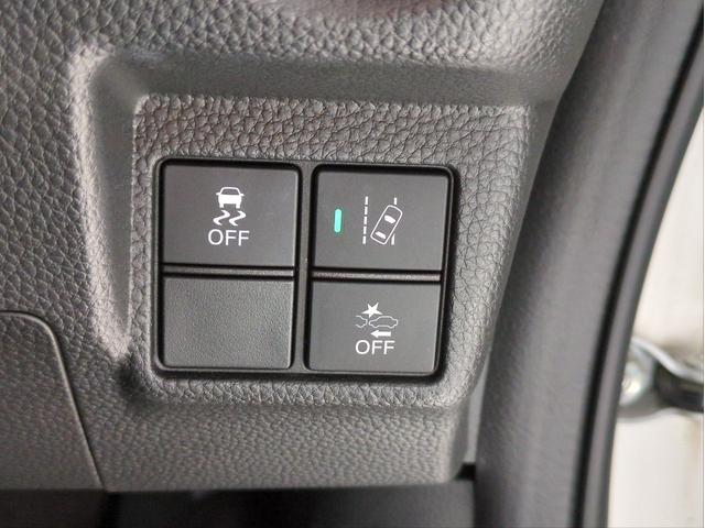 N-BOXカスタム G・Lホンダセンシング 衝突軽減装置 両側電動スライド 社外ナビ 追従クルコン レーンアシスト バックカメラ シートヒーター LEDライト BTオーディオ USB接続 純正アルミ ドラレコ ETC アイドリングストップ(18枚目)