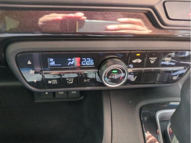 N-BOXカスタム G・Lホンダセンシング 衝突軽減装置 両側電動スライド 社外ナビ 追従クルコン レーンアシスト バックカメラ シートヒーター LEDライト BTオーディオ USB接続 純正アルミ ドラレコ ETC アイドリングストップ(31枚目)