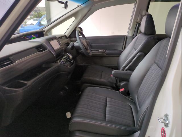 フリード＋ハイブリッド ハイブリッドＧ・ホンダセンシング　両側電動スライド　衝突軽減ブレーキ　バックカメラ　追従クルコン　メモリーナビ　ＥＴＣ　ＬＥＤライト　オ－トライト　純正アルミ　Ａストップ　Ｐスタート　ＣＤ　ＤＶＤ再生　ＢＴオーディオ　ステアリモコン（9枚目）