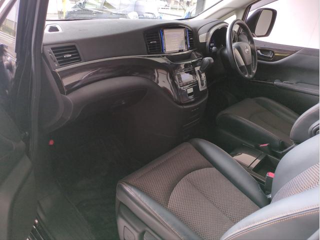 エルグランド 250ハイウェイスター 両側電動スライド バックカメラ SDナビ Wエアコン 後席モニター 純正アルミ HIDライト オートライト ETC ドラレコ スマートキー オットマン CD DVD再生 BT接続 USB接続(8枚目)