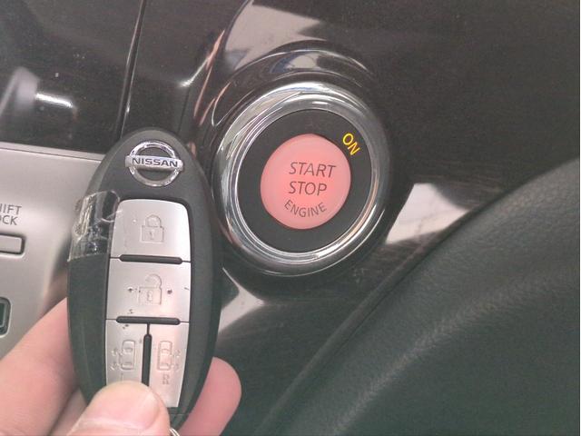 エルグランド 250ハイウェイスター 両側電動スライド バックカメラ SDナビ Wエアコン 後席モニター 純正アルミ HIDライト オートライト ETC ドラレコ スマートキー オットマン CD DVD再生 BT接続 USB接続(19枚目)