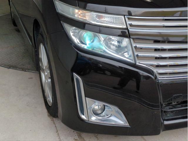 エルグランド 250ハイウェイスター 両側電動スライド バックカメラ SDナビ Wエアコン 後席モニター 純正アルミ HIDライト オートライト ETC ドラレコ スマートキー オットマン CD DVD再生 BT接続 USB接続(22枚目)