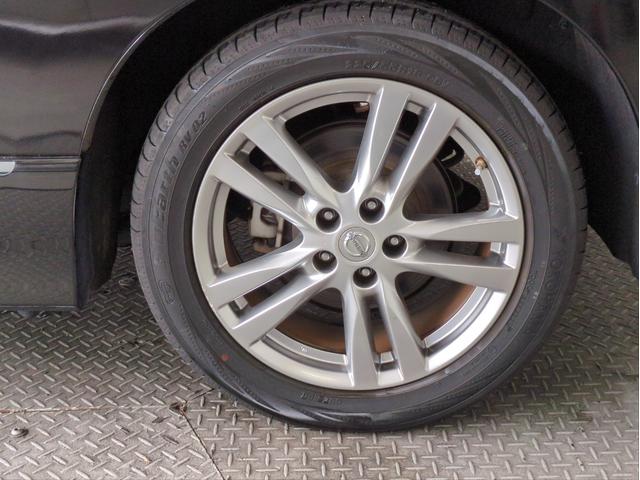 エルグランド 250ハイウェイスター 両側電動スライド バックカメラ SDナビ Wエアコン 後席モニター 純正アルミ HIDライト オートライト ETC ドラレコ スマートキー オットマン CD DVD再生 BT接続 USB接続(46枚目)