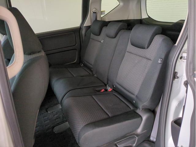 フリード＋ Ｇ・ホンダセンシング　両側電動スライド　衝突軽減ブレーキ　バックカメラ　レーンキープ　追従クルコン　ディスプレイオーディオ　ＥＴＣ　オートライト　スマートキー　ステアリモコン　Ｐスタート　Ａストップ　ＣＤ再生　ＵＳＢ接続（10枚目）