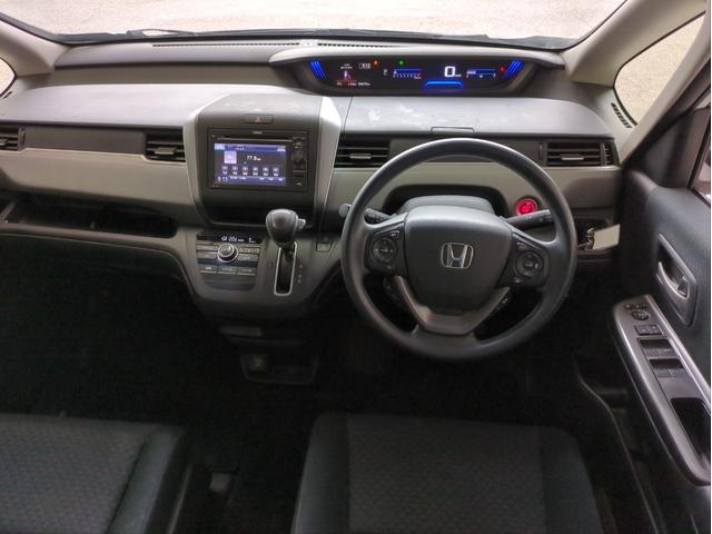 フリード＋ Ｇ・ホンダセンシング　両側電動スライド　衝突軽減ブレーキ　バックカメラ　レーンキープ　追従クルコン　ディスプレイオーディオ　ＥＴＣ　オートライト　スマートキー　ステアリモコン　Ｐスタート　Ａストップ　ＣＤ再生　ＵＳＢ接続（12枚目）