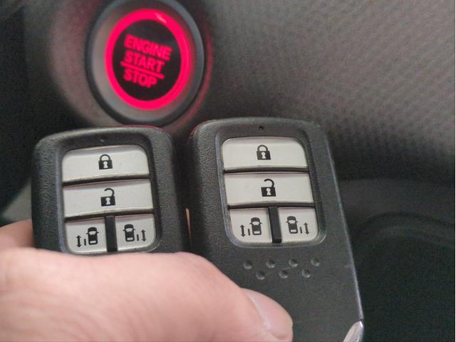 フリード＋ Ｇ・ホンダセンシング　両側電動スライド　衝突軽減ブレーキ　バックカメラ　レーンキープ　追従クルコン　ディスプレイオーディオ　ＥＴＣ　オートライト　スマートキー　ステアリモコン　Ｐスタート　Ａストップ　ＣＤ再生　ＵＳＢ接続（18枚目）