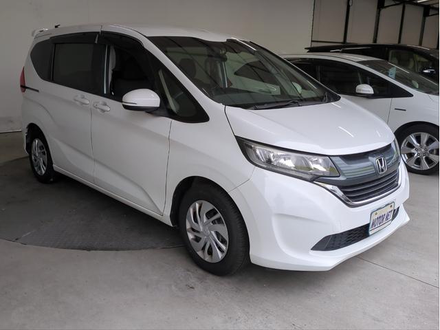 フリード＋ Ｇ・ホンダセンシング　両側電動スライド　衝突軽減ブレーキ　バックカメラ　レーンキープ　追従クルコン　ディスプレイオーディオ　ＥＴＣ　オートライト　スマートキー　ステアリモコン　Ｐスタート　Ａストップ　ＣＤ再生　ＵＳＢ接続（37枚目）