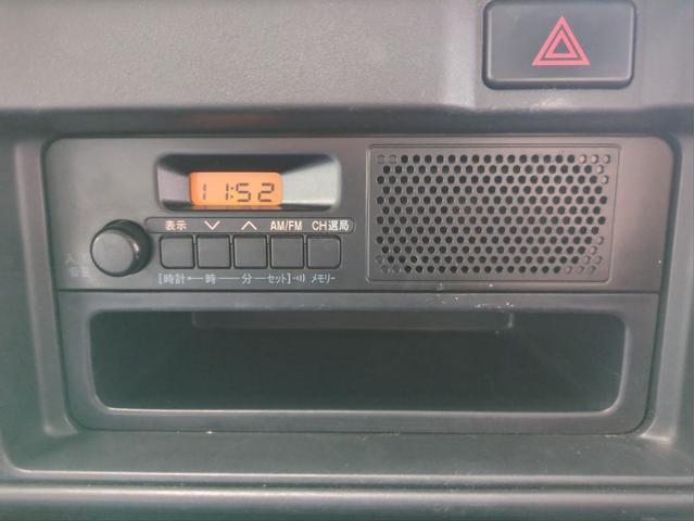 ハイゼットカーゴ スペシャルＳＡＩＩＩ　両側スライド　衝突軽減ブレーキ　アイドリングストップ　オ－トマチックＨＢ　キーレス　ＡＢＳ　ＥＳＣ　エアコンク－ラ－　衝突安全ボディ　パワーウィンドウ　パワーステアリング　フロアマット（14枚目）