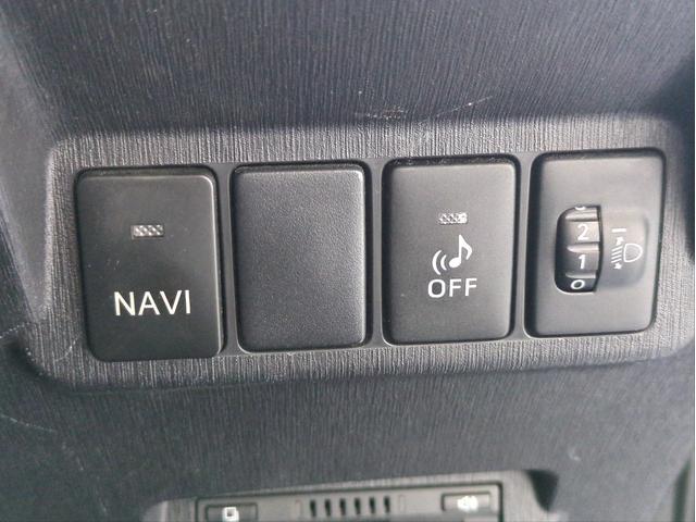 プリウスアルファ S SDナビ オートライト BT接続 ETC 純正アルミ ステアリモコン フルセグTV CD/DVD再生 フロアマット Pスタート スマートキー Aストップ Fフォグランプ(17枚目)