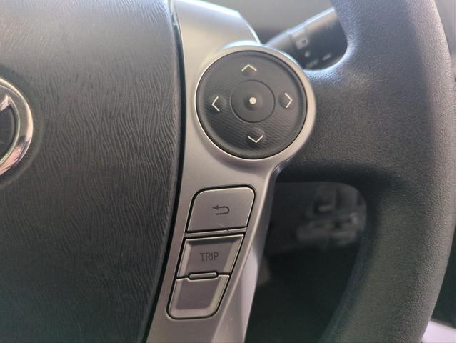 プリウスアルファ S SDナビ オートライト BT接続 ETC 純正アルミ ステアリモコン フルセグTV CD/DVD再生 フロアマット Pスタート スマートキー Aストップ Fフォグランプ(28枚目)