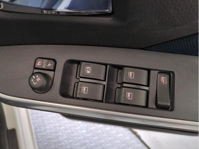 ルーミー カスタムG 両側電動スライド 衝突軽減ブレーキ バックカメラ 障害物センサー メモリーナビ 追従クルコン ドラレコ ETC 純正アルミ LEDライト オートライト オートHB BTオーディオ USB接続(38枚目)