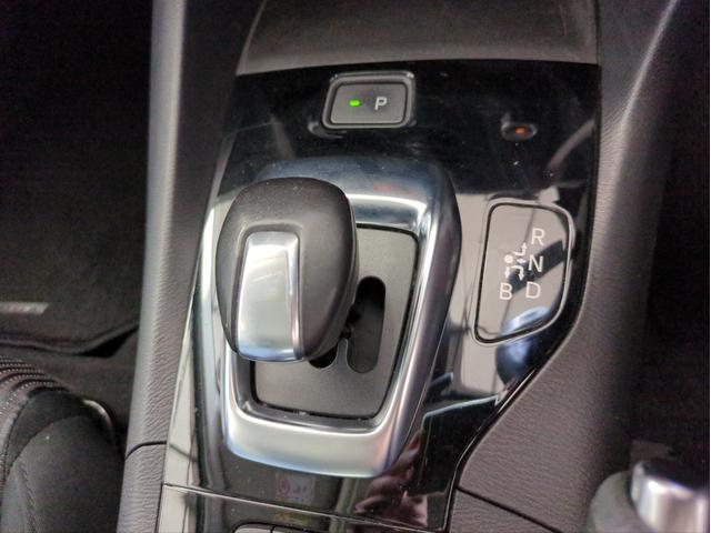 【車輌状態をわかりやすく！】入庫した車は整備士、営業スタッフにより入念にチェックしております。チェックした内容や搭載装備等は全車『車輌状態シート』を掲示してどなたでもご覧頂けるようにしております。