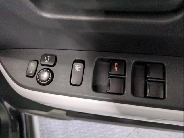 ハスラー Ｘ　衝突軽減装置　純正ナビ　シートヒーター　純正アルミ　ルーフレール　ＣＤ再生　ワンセグＴＶ　ＨＩＤライト　オートライト　プッシュスタート　アイドリングストップ　ベンチシート（30枚目）