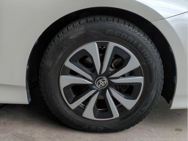 プリウスPHV Sナビパッケージ 衝突軽減装置 追従クルコン 純正ナビ バックカメラ レーンアシスト BTオーディオ USB接続 LEDライト ドラレコ ETC2.0 ワンオーナー車 純正アルミ オートハイビーム Fフォグランプ(23枚目)