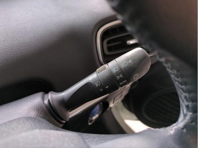 プリウスPHV Sナビパッケージ 衝突軽減装置 追従クルコン 純正ナビ バックカメラ レーンアシスト BTオーディオ USB接続 LEDライト ドラレコ ETC2.0 ワンオーナー車 純正アルミ オートハイビーム Fフォグランプ(34枚目)