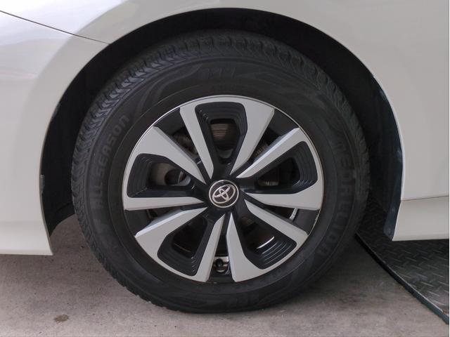 プリウスPHV Sナビパッケージ 衝突軽減装置 追従クルコン 純正ナビ バックカメラ レーンアシスト BTオーディオ USB接続 LEDライト ドラレコ ETC2.0 ワンオーナー車 純正アルミ オートハイビーム Fフォグランプ(52枚目)