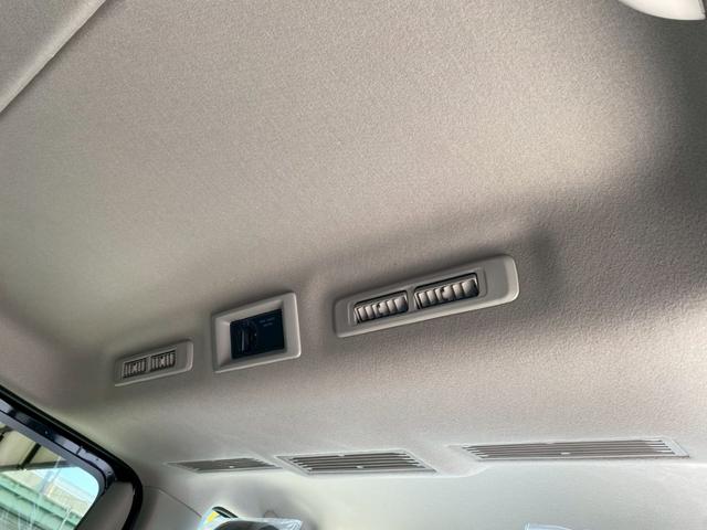 キャラバン ロンググランドプレミアムGX マイチェン後モデル!登録済み未使用車!全方位運転支援システム 全周囲カメラ 障害物センサー リヤクーラー・ヒーター コンフォートフラッシャー 半革シート LEDヘッド/フォグ オートHB 両側スライド(25枚目)