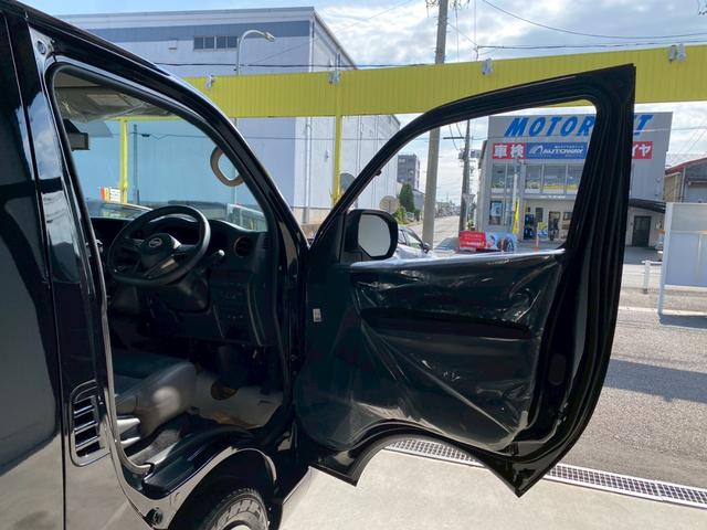 キャラバン ロンググランドプレミアムGX マイチェン後モデル!登録済み未使用車!全方位運転支援システム 全周囲カメラ 障害物センサー リヤクーラー・ヒーター コンフォートフラッシャー 半革シート LEDヘッド/フォグ オートHB 両側スライド(36枚目)