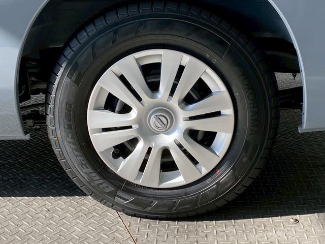 キャラバン ロンググランドプレミアムGX マイチェン後モデル!登録済み未使用車!全方位運転支援システム 全周囲カメラ 障害物センサー リヤクーラー・ヒーター コンフォートフラッシャー 半革シート LEDヘッド/フォグ オートHB 両側スライド(45枚目)