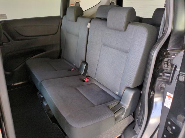 シエンタ Ｇ　両側電動スライド　衝突軽減装置　社外ナビ　車線逸脱警報　バックカメラ　７人乗り　３列シート　ドラレコ　ＥＴＣ　ＣＤ・ＤＶＤ再生　フルセグＴＶ　アイドリングストップ（10枚目）