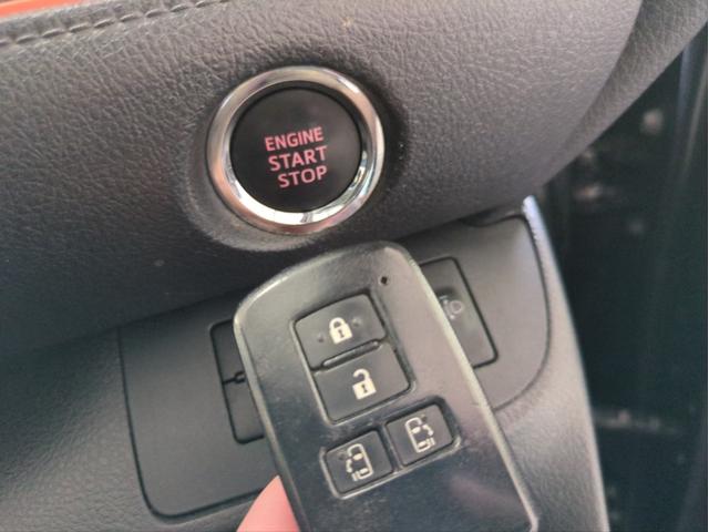 シエンタ Ｇ　両側電動スライド　衝突軽減装置　社外ナビ　車線逸脱警報　バックカメラ　７人乗り　３列シート　ドラレコ　ＥＴＣ　ＣＤ・ＤＶＤ再生　フルセグＴＶ　アイドリングストップ（19枚目）