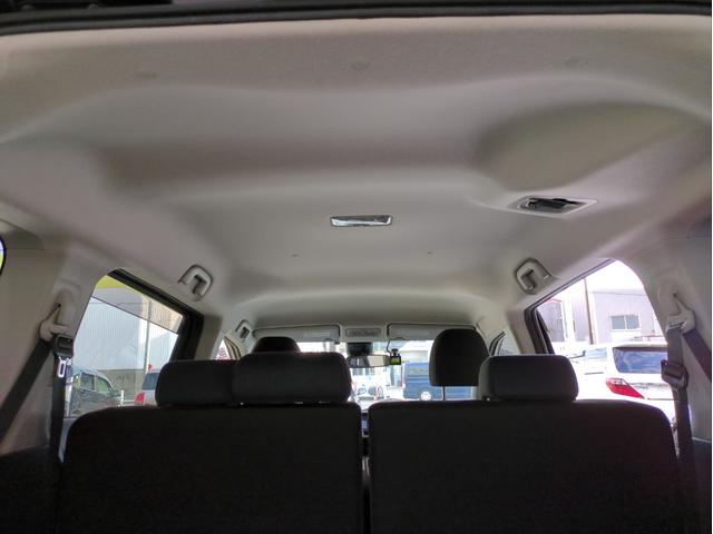 シエンタ Ｇ　両側電動スライド　衝突軽減装置　社外ナビ　車線逸脱警報　バックカメラ　７人乗り　３列シート　ドラレコ　ＥＴＣ　ＣＤ・ＤＶＤ再生　フルセグＴＶ　アイドリングストップ（31枚目）