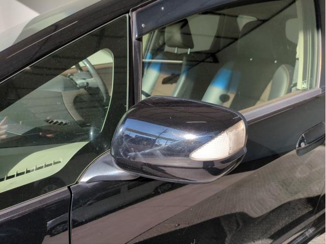 フィットシャトルハイブリッド ハイブリッド・スマートセレクション 純正ナビ オートクルコン ハーフレザーシート ワンオーナー車 スマートキー USB接続 CD・DVD再生 社外アルミ アイドリングストップ HIDライト オートライト 横滑り防止装置(43枚目)