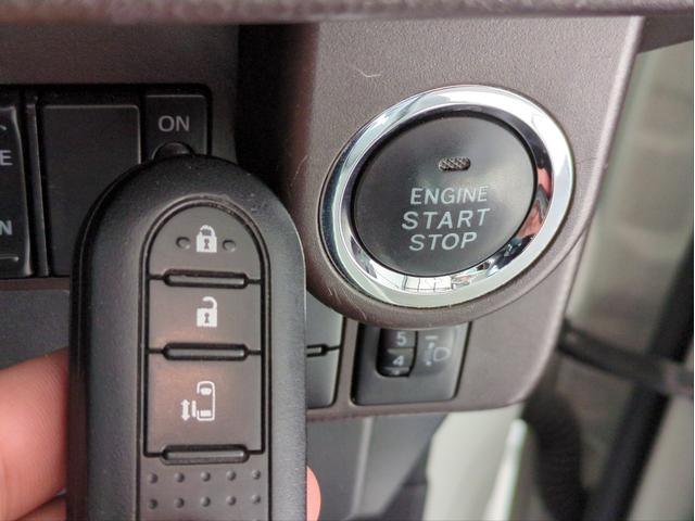 ルーミー Ｘ　Ｓ　電動スライドドア　衝突軽減ブレーキ　バックカメラ　オートライト　ドラレコ　ＥＴＣ　ＢＴオーディオ　ＣＤ再生　Ａストップ　Ｐスタート　ステアリモコン　スマートキー　フルフラットシート（19枚目）