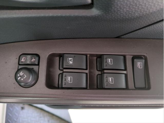 ルーミー Ｘ　Ｓ　電動スライドドア　衝突軽減ブレーキ　バックカメラ　オートライト　ドラレコ　ＥＴＣ　ＢＴオーディオ　ＣＤ再生　Ａストップ　Ｐスタート　ステアリモコン　スマートキー　フルフラットシート（34枚目）