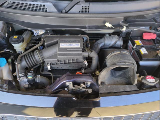 Ｎ－ＯＮＥ プレミアム　ツアラー・Ｌパッケージ　バックカメラ　ＳＤナビ　オートクルコン　ＨＩＤライト　オートライト　ＥＴＣ　純正アルミ　ＢＴ接続　ＣＤ／ＤＶＤ再生　Ａストップ　Ｐスタート　ステアリモコン　パドルシフト　スマートキー　フロアマット（49枚目）