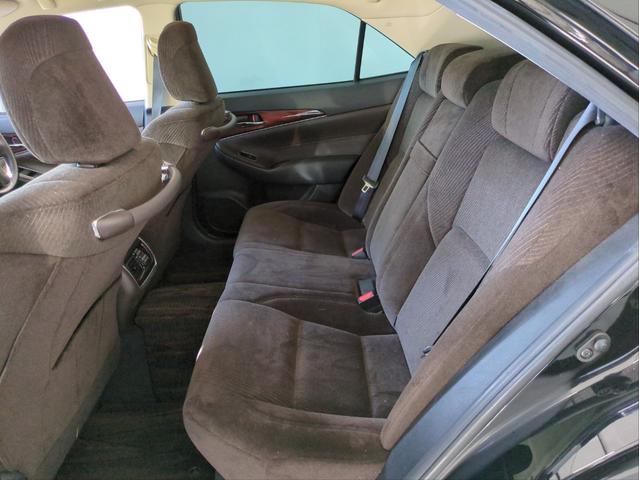 クラウン ロイヤルサルーン ワンオーナー Bカメラ HDDナビ オ-トクルコン LEDライト オ-トライト 電動シート ETC 純正アルミ BTオーディオ フルセグTV CD/DVD再生 Pスタート ステアリモコン スマートキー(10枚目)