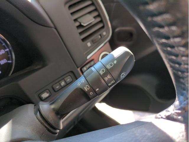 クラウン ロイヤルサルーン ワンオーナー Bカメラ HDDナビ オ-トクルコン LEDライト オ-トライト 電動シート ETC 純正アルミ BTオーディオ フルセグTV CD/DVD再生 Pスタート ステアリモコン スマートキー(36枚目)