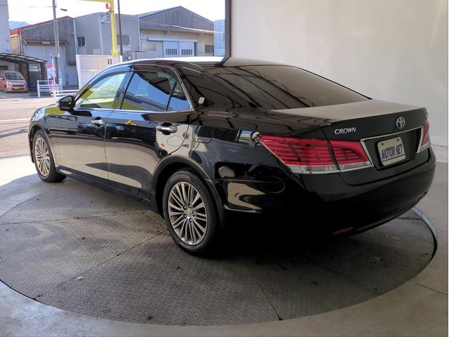 クラウン ロイヤルサルーン ワンオーナー Bカメラ HDDナビ オ-トクルコン LEDライト オ-トライト 電動シート ETC 純正アルミ BTオーディオ フルセグTV CD/DVD再生 Pスタート ステアリモコン スマートキー(46枚目)