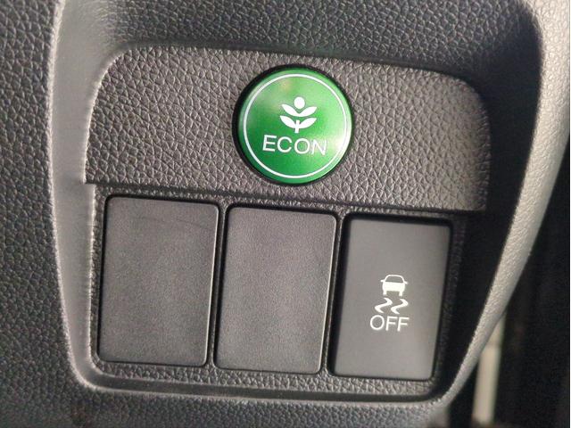 Ｎ－ＯＮＥ ツアラー・Ｌパッケージ　社外ナビ　ターボ　パドルシフト　オートクルコン　ＵＳＢ接続　ＣＤ・ＤＶＤ再生　社外アルミ　プッシュスタート　スマートキー　オートライト　ＨＩＤライト　アイドリングストップ　ベンチシート（16枚目）