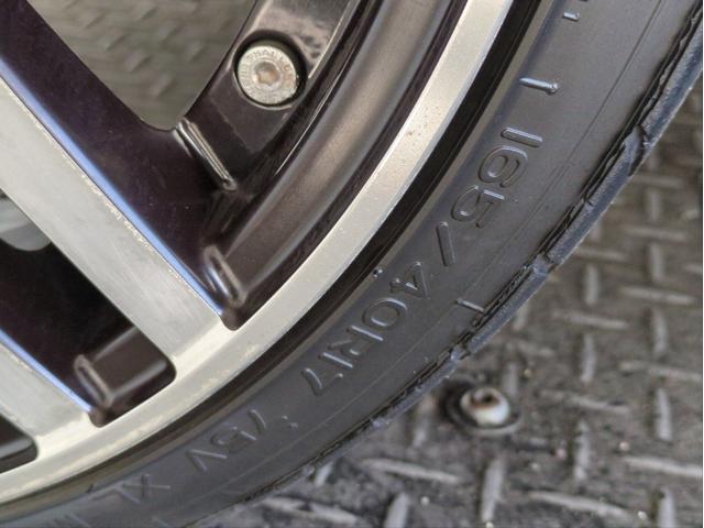 Ｎ－ＯＮＥ ツアラー・Ｌパッケージ　社外ナビ　ターボ　パドルシフト　オートクルコン　ＵＳＢ接続　ＣＤ・ＤＶＤ再生　社外アルミ　プッシュスタート　スマートキー　オートライト　ＨＩＤライト　アイドリングストップ　ベンチシート（45枚目）